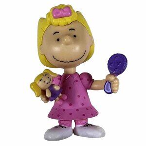 Peanuts Sally Running Hug PVC Figure 2.75” Toy Mini Cake Topper Charles Schulz